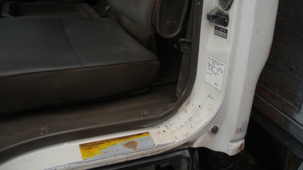 ISUZU NPR หัวการ์ตูน เครื่อง4HF1(135แรง) รถสีเดิมๆสวยจัด