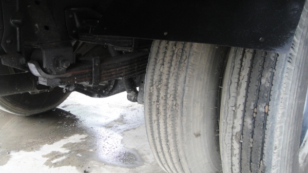 ISUZU NPR หัวการ์ตูน เครื่อง4HF1(135แรง) รถสีเดิมๆสวยจัด