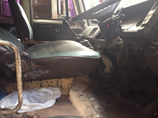 ขาย 10 ล้อ ดรั้มพ์ ติดเครน 3 ตัน เครื่อง 175 HP