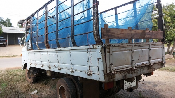 **280,000 บ.ต่อรอง**ขาย6ล้อใช้งาน HINO KM310 วางเครื่องTOYOTA 1W 115HP(ตัวเดียวกับWO4D ลงเล่ม) เครื่องแน่นแรงดี ช่วงล่าง6น็อต หน้า-หลัง คัสซีดี ไม่ปะไม่ดาม กระบะยาว4.5ม.พื้นไม้คอกเหล็กสภาพดี ยางดี6เส้น หัวเดิมภายในดี คอนโซลโอเค พร้อมใช้ พร้อมลุยงาน เอกสาร