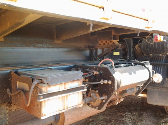 HINO MEGA FM8J ดั้มสามิตรห้างแท้ปี54 หัว500 URO3 เบรคทิฟี่ เครื่อง251เทอโบ ยางใหม่10 เส้น สีเดิมบาง