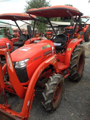 KUBOTA L3608 ชั่วโมงน้อยคุณภาพเยี่ยม พร้อมใบมีดติดตัวรถ พร้อมโรตารี RX163ตราช้างมือสองเอาไปเลย KUBOTA L3608 ชั่วโมงน้อยคุณภาพเยี่ยม พร้อมใบมีดติดตัวรถ พร้อมโรตารี RX163ตราช้างมือสองเอาไปเลย