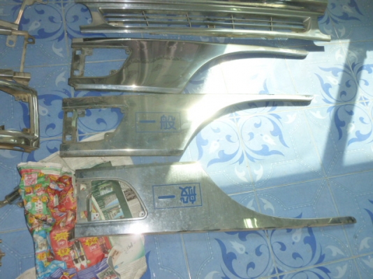 แสงฟ้าเต้นรถ///จำหน่ายชุดแต่งหัวเก๋ง HINO- สิงห์ไฮเทคโครเมี่ยมเก่าญี่ปุ่น