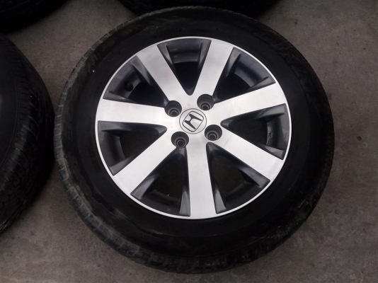 ขายแม๊ก HONDA พร้อมยาง ขอบ 15 ปี 2011