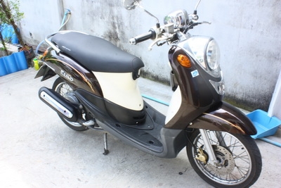 ขาย Yamaha Fino ปี 52 สีน้ำตาล ขาว เครื่องเดิม