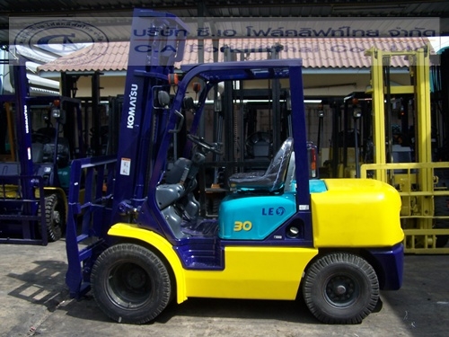 ขาย รถโฟล์คลิฟท์ KOMATSU รุ่น FD30-14