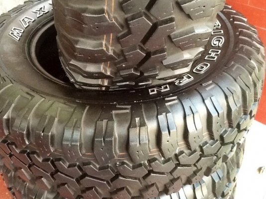 ขายยาง Maxxis Bighorn 265 x 70 x 17 ........... สวยๆ เชิญครับ ขายยาง Maxxis Bighorn 265 x 70 x 17 ........... สวยๆ เชิญครับ