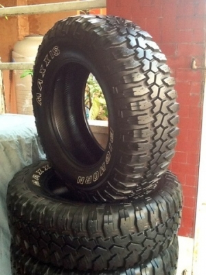 ขายยาง Maxxis Bighorn 265 x 70 x 17 ........... สวยๆ เชิญครับ ขายยาง Maxxis Bighorn 265 x 70 x 17 ........... สวยๆ เชิญครับ