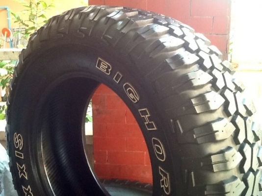 ขายยาง Maxxis Bighorn 265 x 70 x 17 ........... สวยๆ เชิญครับ ขายยาง Maxxis Bighorn 265 x 70 x 17 ........... สวยๆ เชิญครับ