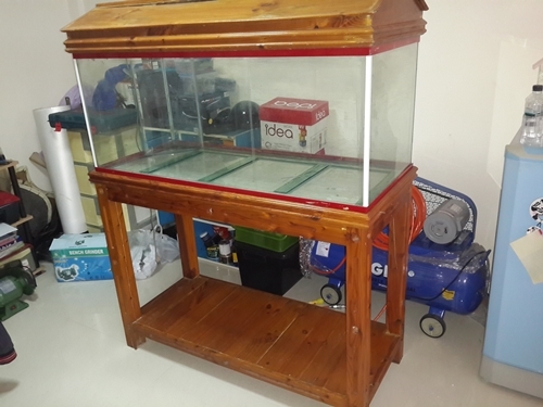 ขายตู้ปลา 48นิ้ว พร้อมขาตั้งไม้ ราคาถูก สนใจสอบถามรายละเอียดได้ครับ ขายตู้ปลา 48นิ้ว พร้อมขาตั้งไม้ ราคาถูก สนใจสอบถามรายละเอียดได้ครับ