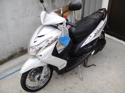 ขาย Yamaha Mio ZR 115สีขาวมุก ปี 50 ราคาย่อมเยา สนใจดูก่อนได้ครับ