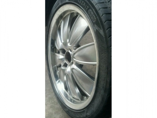 แม็ก 17 กว้าง 7 ติดยางไปด้วย 5700 บาท