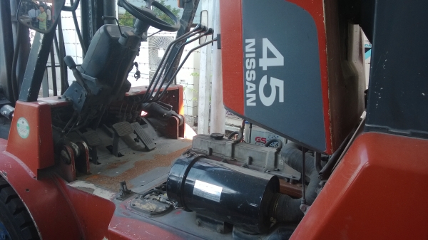 ฝากขายครับ รถยกนิสสัน 4.5 ตัน//****390,000****// เสาสูง 4.5 เมตร เครื่องดีเซล เกียร์ออโต้ ยางใหม่ 4 เส้น ฝากขายครับ รถยกนิสสัน 4.5 ตัน//****390,000****// เสาสูง 4.5 เมตร เครื่องดีเซล เกียร์ออโต้ ยางใหม่ 4 เส้น