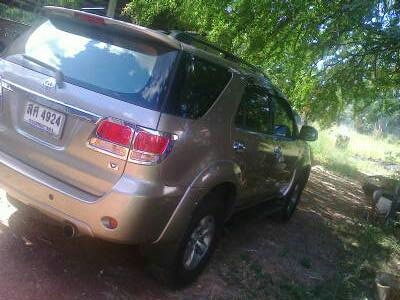 TOYOTA FORTUNER 3.0V AUTO โฟวีลปี49 วิ่งน้อย ยางโยโกใหม่ 4เส้น