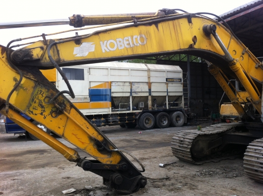 ขายรถแบคโฮ KOBELCO SK-220-T มีลายหัวกระแทก ช้วงล้างเต็ม ราคาถูกๆต่อรองได้