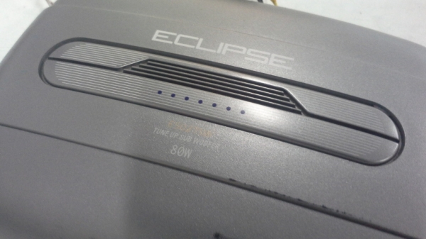 SUB Box ยี่ห้อ ECLIPSE มีแอมป์ในตัวแบบ Hight Power SUB Box ยี่ห้อ ECLIPSE มีแอมป์ในตัวแบบ Hight Power