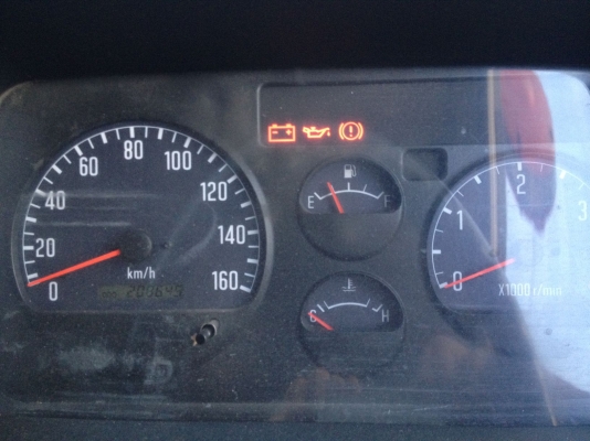 <<835,000>>NQR 150 แรง ปี 52 ดั๊มสามมิตร เทป แอร์ ครบครัน พร้อมใช้!!!