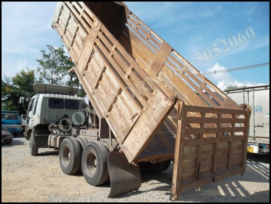 ขายด่วน รถบรรทุก 10 ล้อ HINO 195 แรง หัวไฮเทค 2 เพลาดั้ม สภาพสวย พร้อมใช้งาน ราคาสุดคุ้ม