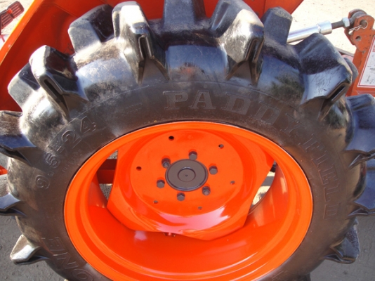 คูโบต้า L3408 4 WD 2 เพลา ใบมีดหน้าช้าง  ผาน 6x22 ทำงาน 1040  ชั่วโมง..