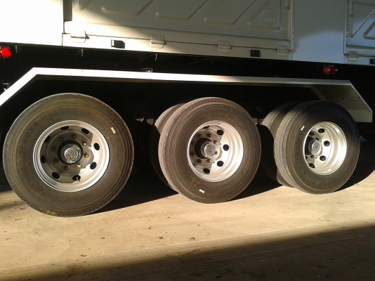 ขายรถ10ล้อหัวลาก HINO NGV.360แรงม้า ขายรถ10ล้อหัวลาก HINO NGV.360แรงม้า