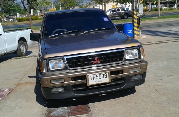 ขายรถกระบะL200 CYCLONE ปี93