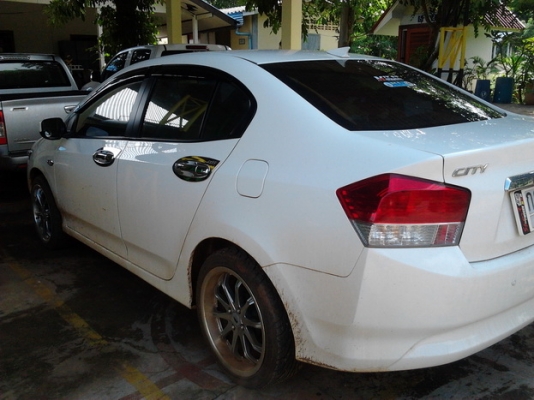 ***ขายแล้วครับขอบคุณ Truck2hand ขาย รถเก๋ง HONDA CITY 1.5 S i-VTEC ปี10 จดทะเบียน11โฉม CITY 2008 MT รถใช้งานน้อย 43,xxx บางเดิม ทุกจุด สีไม่เคยเคลม แอร์ ล้อแมกซ์ CD พ.พาวเวอร ก.ไฟฟ้า ยางดี4เส้น รถมือเดียว ราคาต่อรองได้ครับ