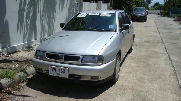 ขายรถยนต์เก๋งSEAT cordoba1.8 i ปี 1999  วิ่ง145000 km สี  silverมือสองขายรถยนต์เก๋ง แอร์  cd กระจกไฟฟ้า  กระจกปรับข้างไฟฟ้า พวงมาลัยเพาเวอร์  เกียร์ธรรมดาสุดยอดความทน ไม่จุกจิก เบาะหนังแท้  ช่วงล่างแน่น  เครื่องสะอาดไม่มีเยิ้ม  เซ็ลทรัลล็อก รีโมทคอนโทรล ฟ