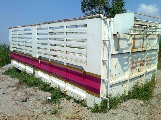 กระบะเหล็ก 10 ล้อ ไม่ดัมพ์ ยาว 6 เมตร ขายถูกๆๆ