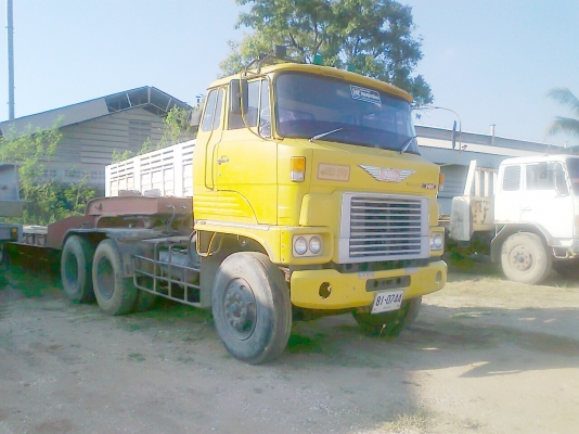 ขายด่วน!..รถสิบล้อหัวลาก สองเพลา HINO HH เครื่องยนต์ HINO P11C 320 แรงม้า ใหม่  เครื่องแรง มีแอร์เย็นฉ่ำ.