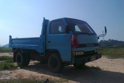 ขายด่วน!..รถหกล้อสวยเอี่ยม ISUZU NKR 110 แรงม้า สภาพเอี่ยม มีทะเบียน มีภาษีครบ พร้อมแล้วสำหรับการลุยงาน ลุยเงิน!