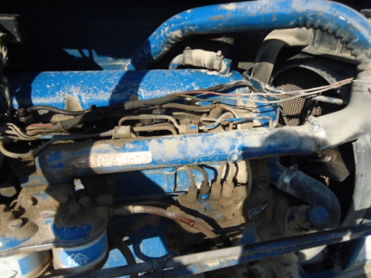 รถไถฟอร์ด 6600 T5 เพลาเดียว เล่มทะเบียนชุดโอนพร้อม รถสภาพใช้งานตลอด  เครื่องดี พวงมาลัยเพาเวอร์เบาดี ผานหลัง CMT  และ ใบมีดดันหน้า สนใจติดต่อ โทร 081-9972972