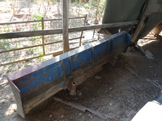 รถไถฟอร์ด 6600 T5 เพลาเดียว เล่มทะเบียนชุดโอนพร้อม รถสภาพใช้งานตลอด  เครื่องดี พวงมาลัยเพาเวอร์เบาดี ผานหลัง CMT  และ ใบมีดดันหน้า สนใจติดต่อ โทร 081-9972972