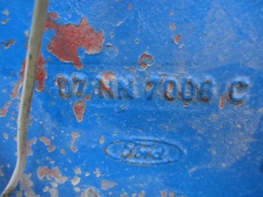 รถไถฟอร์ด 6600 T5 เพลาเดียว เล่มทะเบียนชุดโอนพร้อม รถสภาพใช้งานตลอด  เครื่องดี พวงมาลัยเพาเวอร์เบาดี ผานหลัง CMT  และ ใบมีดดันหน้า สนใจติดต่อ โทร 081-9972972