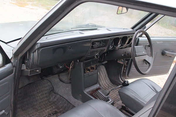 -ขายมาสด้า 1300 5 เกียร์ -ขายมาสด้า 1300 5 เกียร์