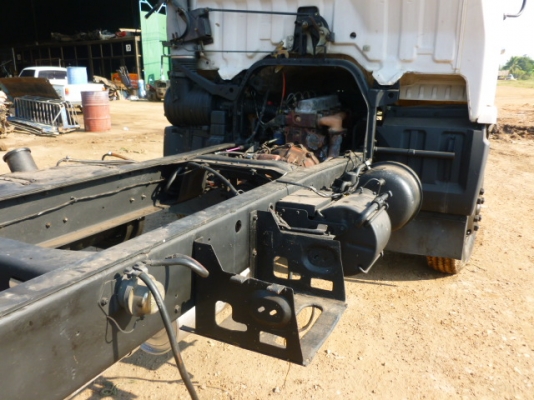 แสงฟ้าเต้นรถ/////จำหน่ายรถ6ล้อHINO-FC114A วางหัวFCนอก พวงมาลัยเพาเวอร์ ยางใหม่6เส้น ยาว5.50.ม