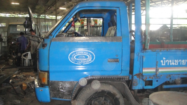 หัวรถ ISUZU KS พื้นแสตนเลส สภาพดีของครบ ยกใส่รถวิ่งได้เลย