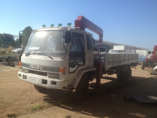 ขายด่วน ISUZU ROCKY ติดเครน 5 ตัน เครื่อง 6BD1 165 แรงม้า ทำใหม่ทั้งคันพร้อมทะเบียน