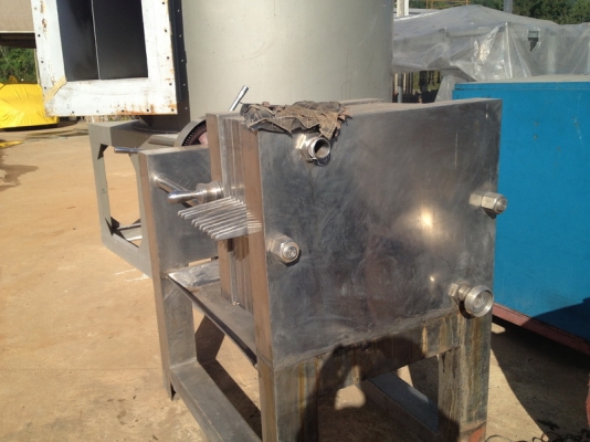 ขายเครื่องแยก กาก (Filter Press) สแตนเลส ราคาไม่แพง พร้อมใช้งาน ขายเครื่องแยก กาก (Filter Press) สแตนเลส ราคาไม่แพง พร้อมใช้งาน