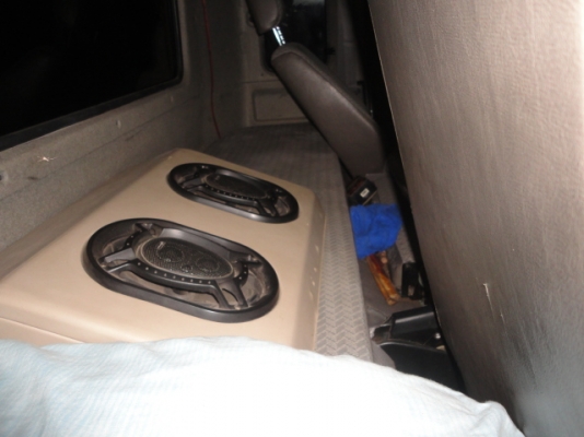 NISSAN  EURO320จัดไฟแนนซ์โดยบริษัทราชธานีลิสซิ่งได้  2,100,000 บาทค่ะ