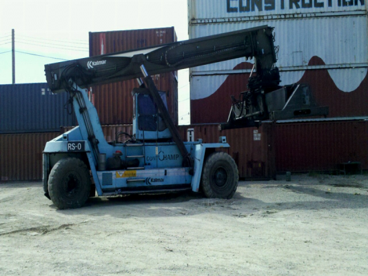 ขายรถท๊อปยี่ห้อ Kalmar ( ยกตู้คอนเทรนเนอร์ ) ยกตู้หนัก