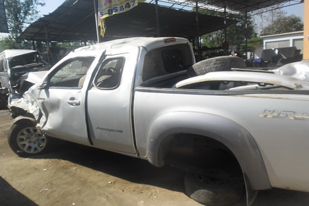 ขายซากBT-50ปี06"ยกสูง ขาย150,000บพร้อมเล่ม ขายซากBT-50ปี06"ยกสูง ขาย150,000บพร้อมเล่ม