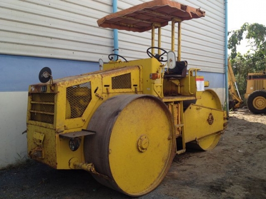 ขายรถบด 3 ล้อเหล็ก R-2 เก่านอกจากญี่ปุ่น