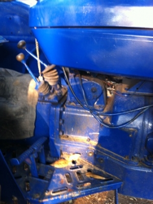 ขายรถไถ LEYLAND 272  70 แรงม้า  150000 บาท