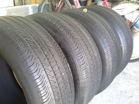 ยางมิชลิน MXV8 215 55 17 ปี09 ราคา 850 ด่วน รูปเพียบ