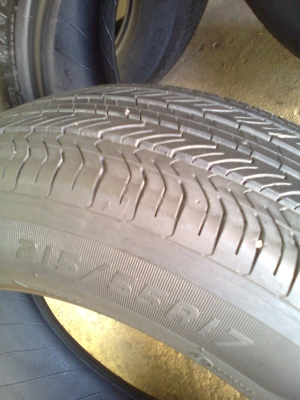 ยางมิชลิน MXV8 215 55 17 ปี09 ราคา 850 ด่วน รูปเพียบ ยางมิชลิน MXV8 215 55 17 ปี09 ราคา 850 ด่วน รูปเพียบ