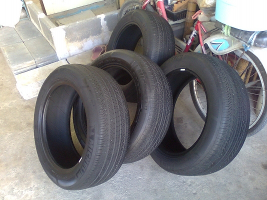 ยางมิชลิน MXV8 215 55 17 ปี09 ราคา 850 ด่วน รูปเพียบ ยางมิชลิน MXV8 215 55 17 ปี09 ราคา 850 ด่วน รูปเพียบ