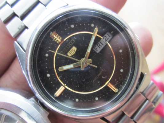 +++++ SEIKO 5 ขายเป็นคู่ราคาย่อมเยาว์ครับ +++++ +++++ SEIKO 5 ขายเป็นคู่ราคาย่อมเยาว์ครับ +++++