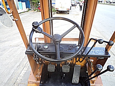 ขายรถยกโคมัสสึ 1 ตัน รุ่น14 เครื่องเบนซิน กระบอกคู่ เสาสูง 3 เมตร ยางตันใหม่ 4 ล้อ พวงมาลัยเพาเว่อร์ สีเดิมจากนอก นำเข้าจากญี่ปุ่น ใช้งานได้ทันที ขายรถยกโคมัสสึ 1 ตัน รุ่น14 เครื่องเบนซิน กระบอกคู่ เสาสูง 3 เมตร ยางตันใหม่ 4 ล้อ พวงมาลัยเพาเว่อร์ สีเดิมจากนอก นำเข้าจากญี่ปุ่น ใช้งานได้ทันที