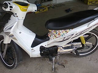 ขายเวฟ125 S สตาทมือ เครื่องเดิมราคา 23000  บาท