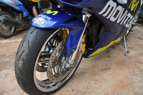 ขาย(ไม่รีบเท่าไหร่) CBR400 89 สภาพเยียม ทะเบบียน ตอง 5 สกลนคร (แท้ๆ) สนใจติดต่อ 0828424044 ขาย(ไม่รีบเท่าไหร่) CBR400 89 สภาพเยียม ทะเบบียน ตอง 5 สกลนคร (แท้ๆ) สนใจติดต่อ 0828424044